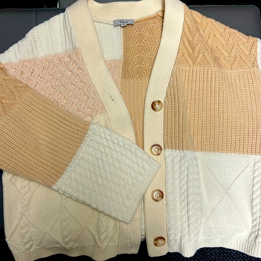 Rails Reese Cardigan in Cream Patchwork
Small 
In great condition